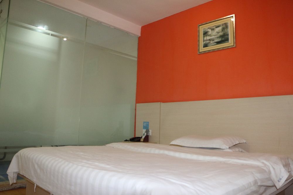 Yixin Business Hotel Гуанчжоу Екстер'єр фото